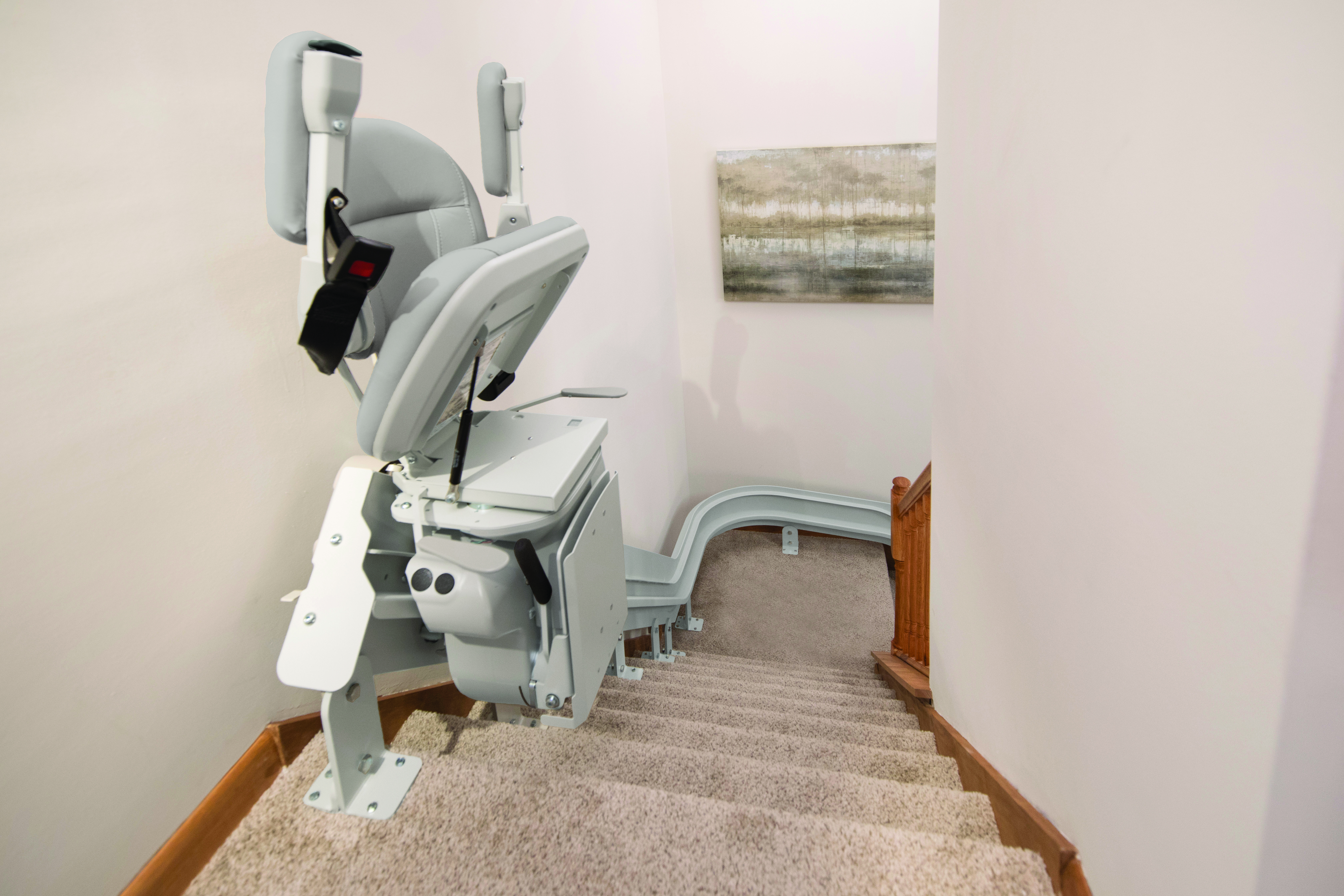 curved ral stairlift